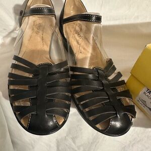 Softspots Black Sandals with Woven Straps